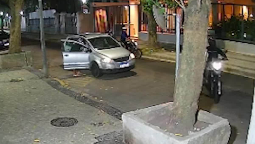 Músicos são assaltados por vários homens armados em Botafogo, no RJ; assista