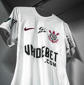 Corinthians acerta novo patrocínio para a barra frontal da camisa; valores