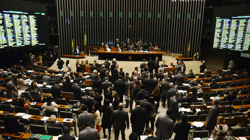 https://s2-home-globo.glbimg.com/1WiSbaDCFvhwPL1S2amefx_4Ct0=/0x0:2000x1125/fit-in/515x290/middle/smart/filters:strip_icc():strip_exif()/s.glbimg.com/jo/g1/f/original/2016/12/07/frm20161207327_Pr2CreP.jpg