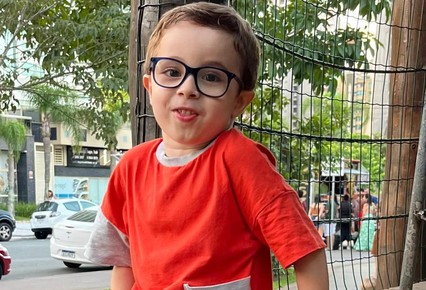 Família luta por remédio de R$ 15 milhões para  menino de 4 anos com doença rara em SC