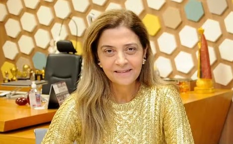 Presidente do Palmeiras, Leila Pereira pede adiamento de depoimento na CPI no Senado