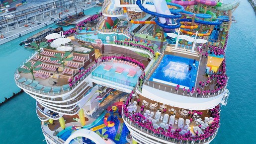Parque aquático, tobogã de 10 andares e shopping: navios de cruzeiro são 'cidades' em alto-mar