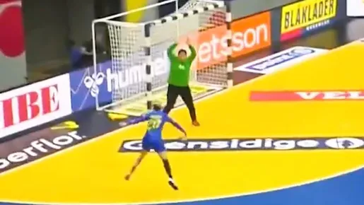 Larissa Araújo faz gol incrível contra Cazaquistão no Mundial de handebol; veja