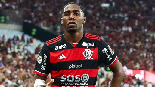 Com Lorran em alta, Flamengo alinha renovação de contrato com joia por cinco anos