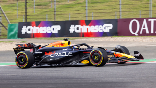 F1: Verstappen passa Hamilton e vence corrida sprint do GP da China