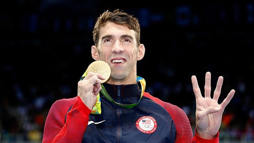 Phelps conta que sofria no intervalo entre Olimpíadas: 'Sabia que havia algo errado'