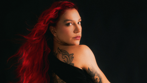 Priscilla reforça lado sensual em novo álbum: 'Cada vez mais livre'