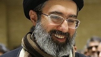 Morte do presidente do Irã abre caminho a filho de Khamenei 