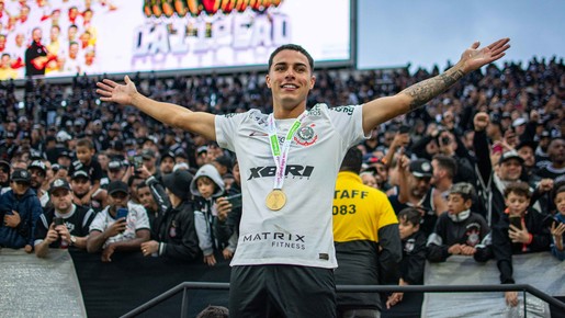 Atacante campeão da Copinha desabafa ao deixar o Corinthians: 'Fui proibido de treinar com bola'