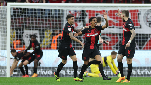 Invicto na temporada, Leverkusen empata no fim sobre o Stuttgart