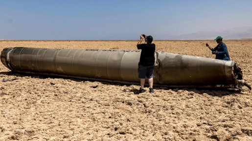 Mísseis 'intactos' achados em deserto de Israel viram atração turística