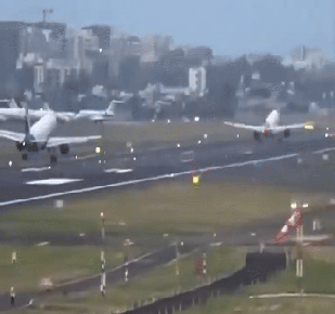 Vídeo: avião pousa perto de jato que decolava em pista na Índia; controlador é suspenso