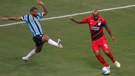 Grêmio amplia vantagem sobre Athletico-PR; SIGA