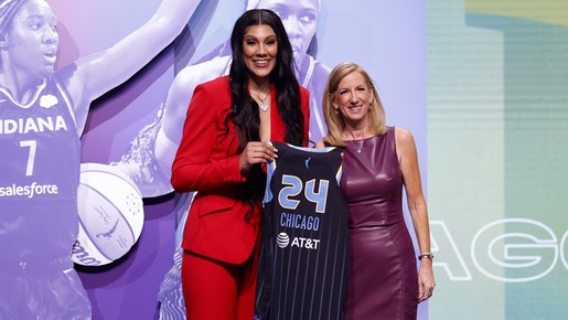 Kamilla Cardoso é selecionada pelo Chicago Sky na 3ª escolha geral do Draft da WNBA 