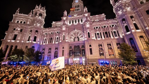 Real Madrid deixa festa pelo título espanhol para depois de semifinal da Champions