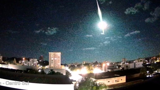 Observatório no RS registra explosão de meteoro com brilho mais forte que o da Lua 