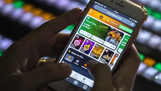 “Ghost withdrawal” scam uses fake betting sites to charge fees for supposed winnings