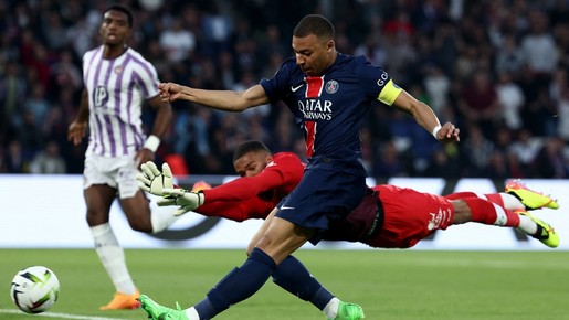 Toulouse vira para cima do PSG após gol de Mbappé; siga