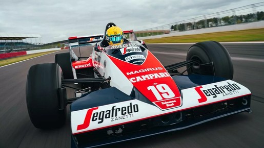 Gasly pilota primeiro carro de Ayrton Senna na F1: 'Vou lembrar pelo resto da vida'