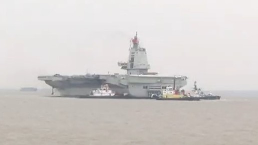 China faz 1º teste marítimo com porta-aviões Fujian, maior já adquirido pelo país