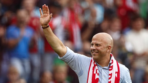 Liverpool anuncia Arne Slot como novo técnico, holandês substituirá Klopp