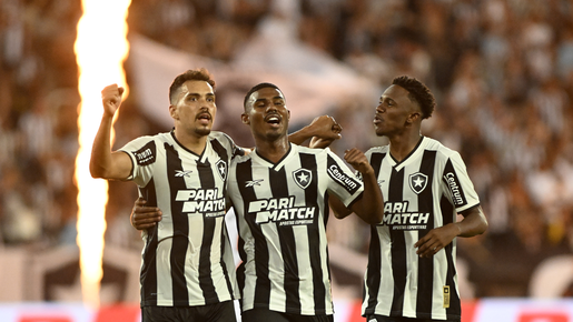 Botafogo se impõe e bate Vitória com golaço coletivo na Copa do Brasil