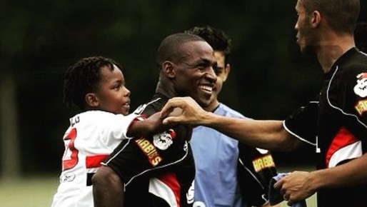 Coração dividido? Tri do Brasileirão pelo São Paulo tem filho no Barça-EQU