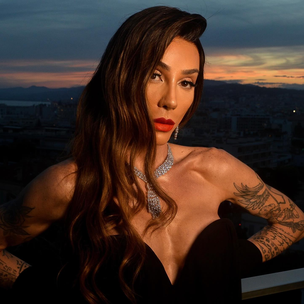 Maya Massafera arrasa em Cannes com vestido de grife all black e decote profundo