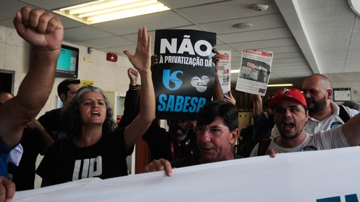 Câmara de SP aprova privatização da Sabesp em 1º turno