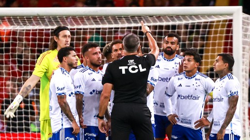 CBF afasta os árbitros de campo e do VAR de Inter x Cruzeiro e Sport x Verdão