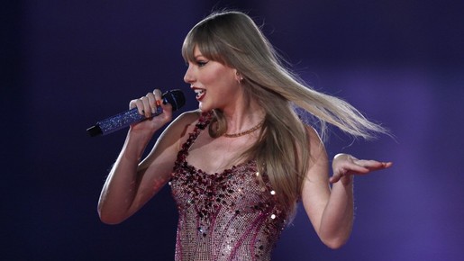 Câmara aprova 'Lei Taylor Swift' contra cambismo digital