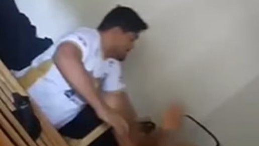 Técnico de handebol agride adolescente com tapas e empurrões em Minas; veja vídeo