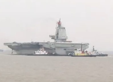 China faz 1º teste marítimo com porta-aviões Fujian, maior já adquirido pelo país