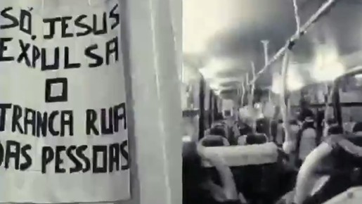 'Jesus e tranca-rua': babalaô e deputado entram com ações contra clipe de Ludmilla