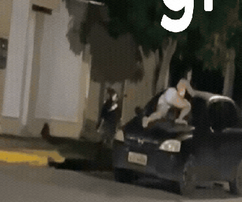 Mulher tenta impedir que marido fuja com a filha se agarrando a carro em movimento