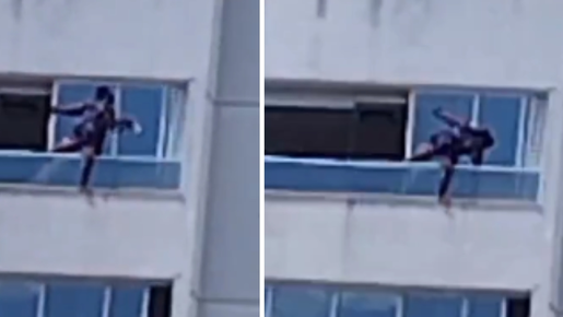 Mulher se equilibra com uma perna ao limpar janela do lado de fora em cobertura de Goiânia; vídeo