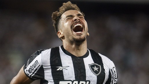 Análise: atuação de domínio deixa Botafogo mais vivo do que nunca  