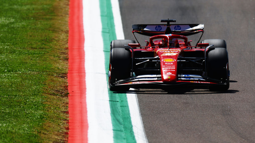 Leclerc lidera 1º treino no retorno da F1 à Itália; Russell e Sainz fecham top 3