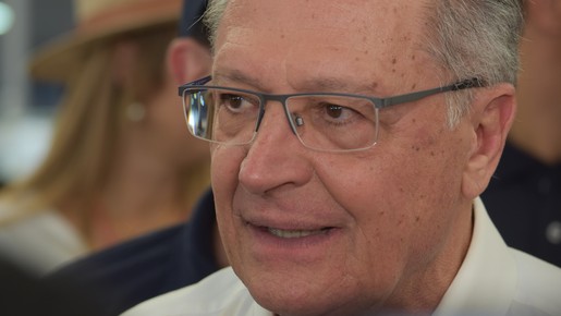 Alckmin sai em defesa de Haddad: 'Caminho é diálogo'