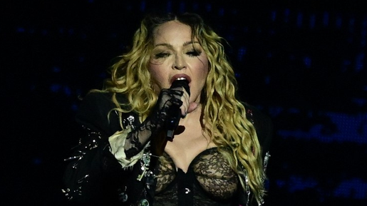 Madonna fez playback? Como funcionam sons gravados em shows