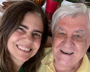 Casada com o autor Lauro César Muniz, Mayara Magri fala de não ter tido filhos: 'Aceitei'