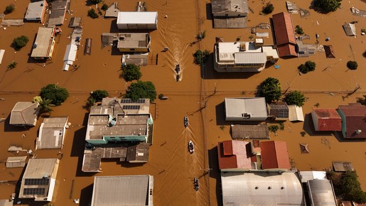 Sobe para 83 o total de mortos no RS em enchente histórica